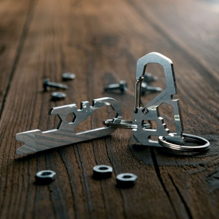 Brelok wielofunkcyjny ANTISANA Schwarzwolf