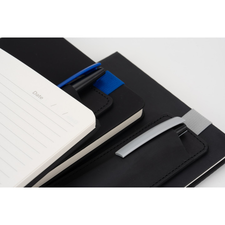 Notatnik A5 w linie z długopisem CARSON