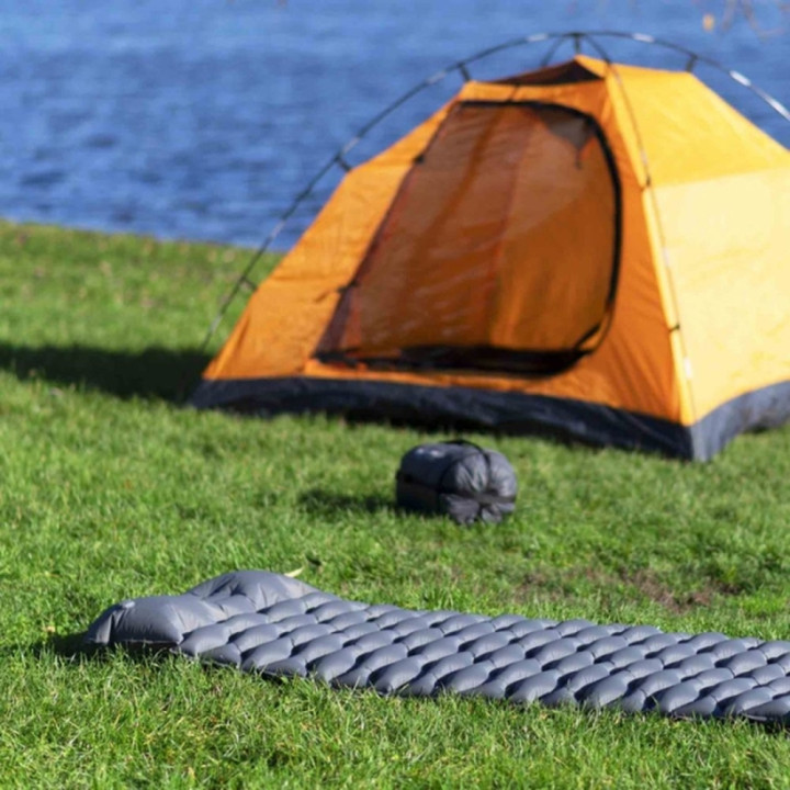 Materac dmuchany SAJAMA Schwarzwolf